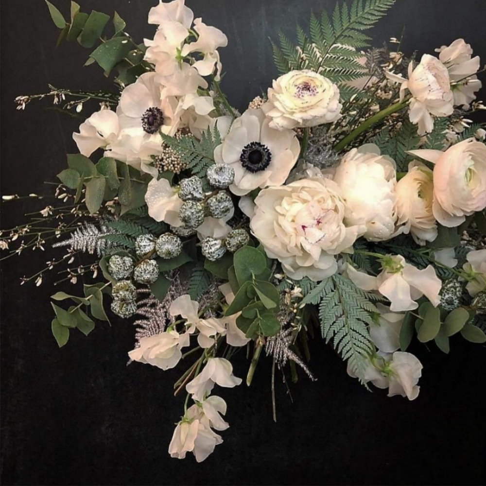 D&M Elegant White Bouquet