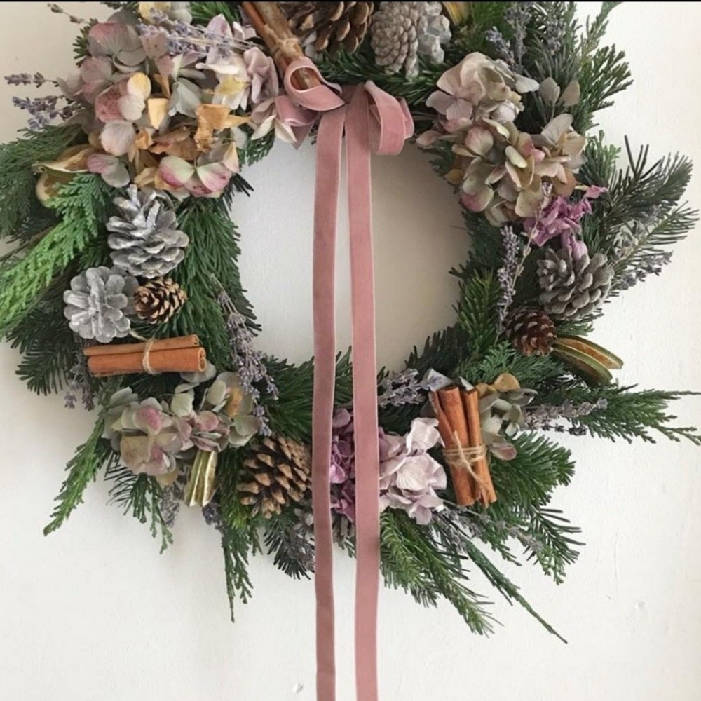 D&M Beautiful Big Christmas Wreath (SOLD OUT)